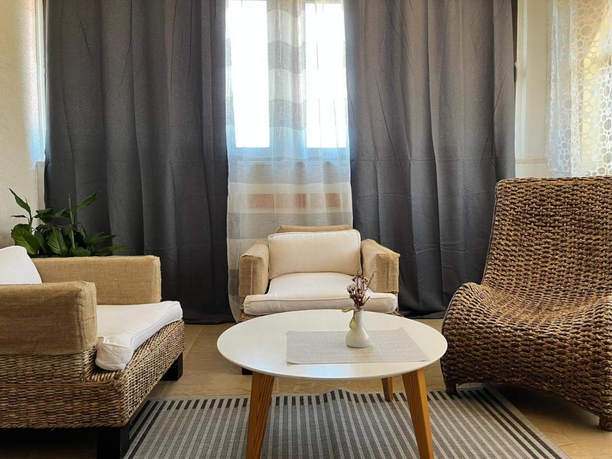Apartman Gorana With Swimming Pool Jelsa  Ngoại thất bức ảnh